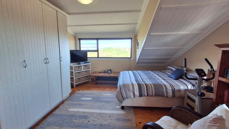 3 Bedroom Property for Sale in Seafield Eastern Cape
